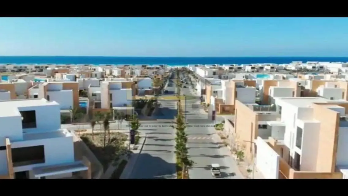 اقل سعر فيلا  تالت صف من البحر و اول صف البحيره