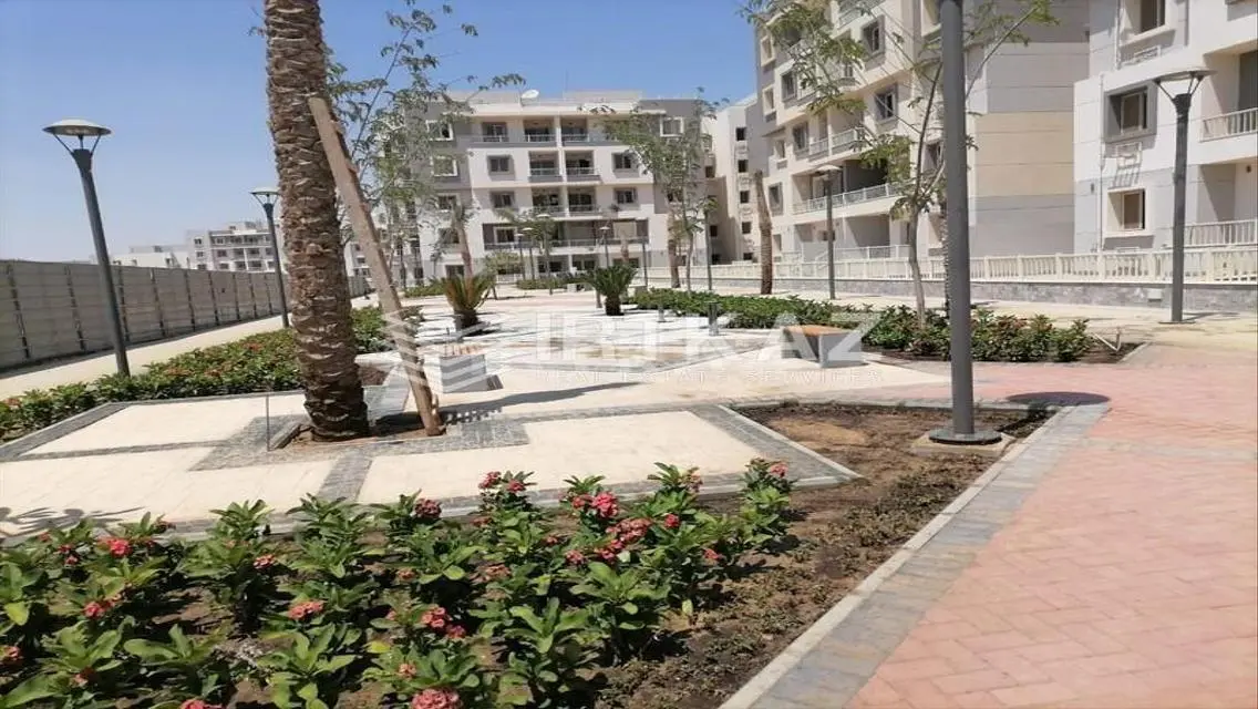شقة فاخره 151م بحديقه استلام 2025 بسعر مغري