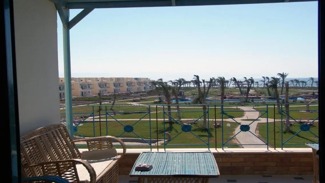 Riviera Beach-Ras Sadr with only 30% down payment