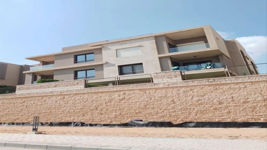 Luxurious Apartment for Sale with Spacious Amenities
