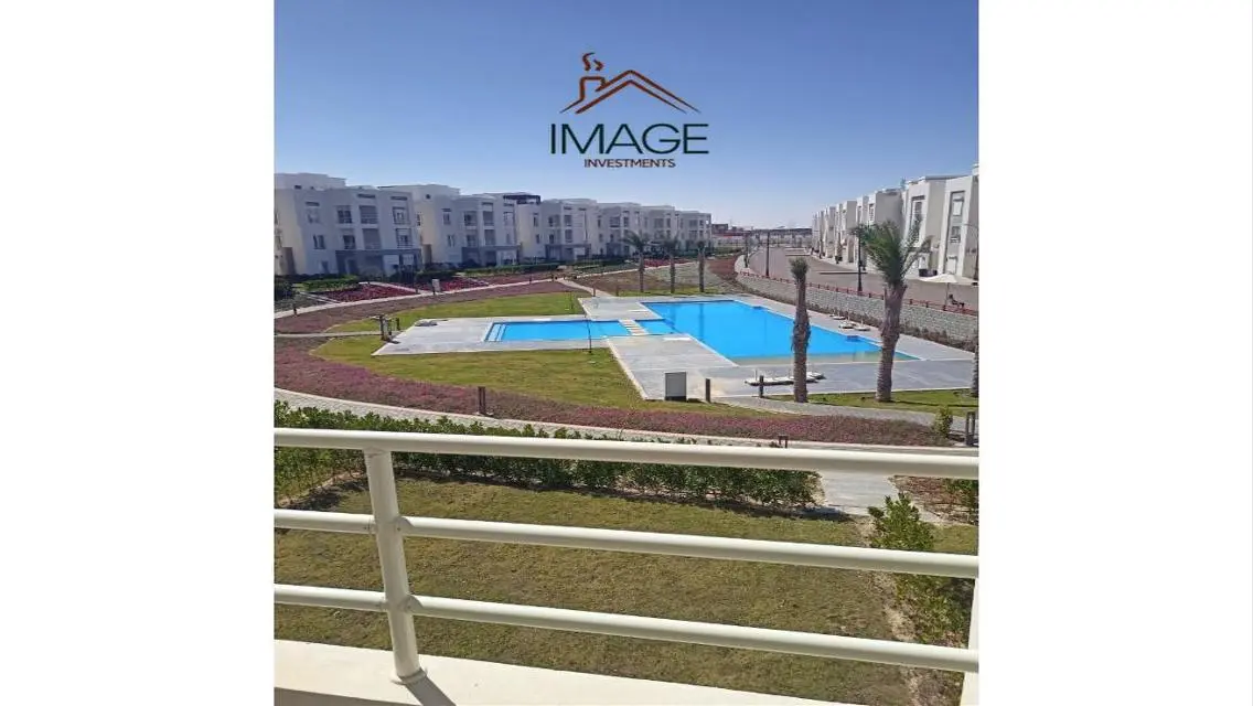 under market price for sale chalet  first floor