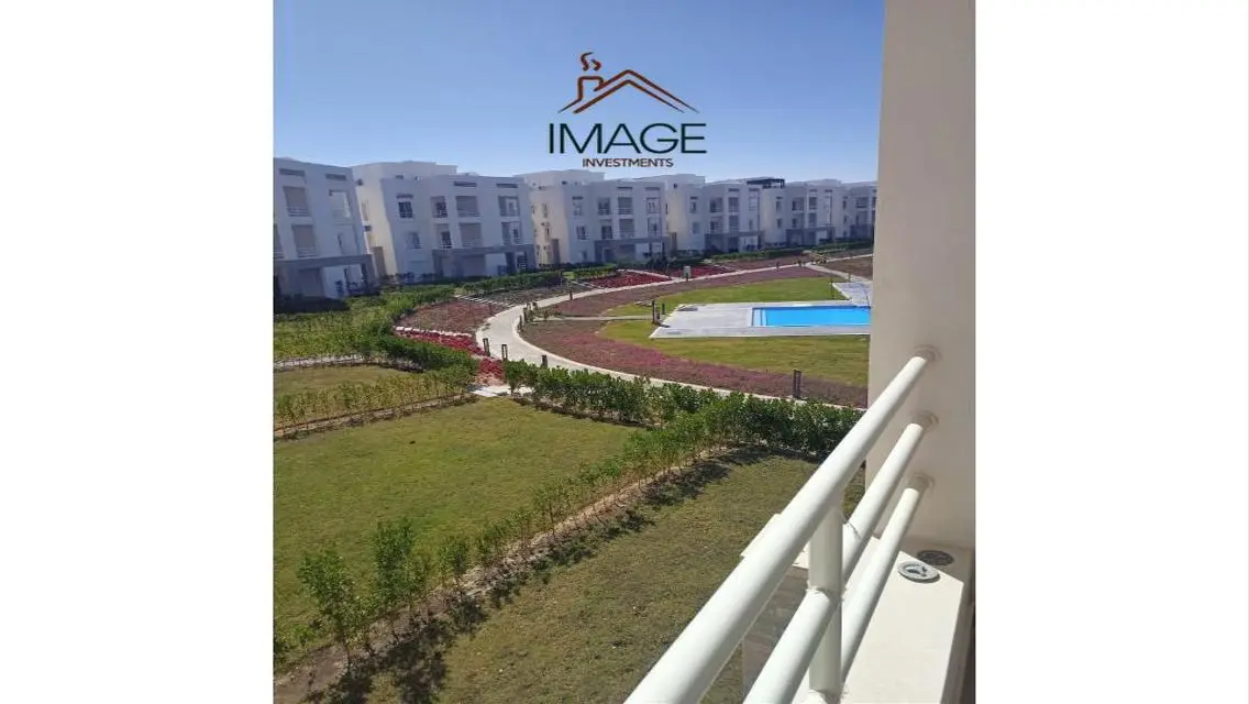 under market price for sale chalet  first floor