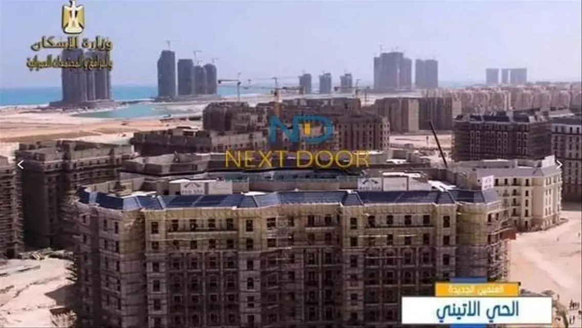 شاليه كامل التشطيب سي فيو الحي الاتيني بمقدم 10%