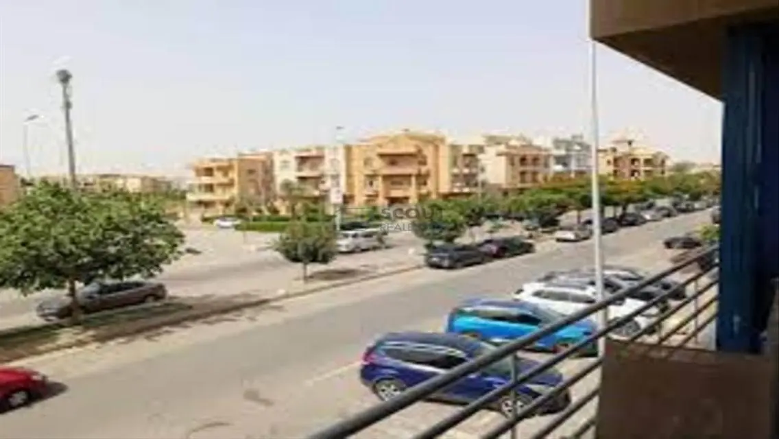 شقة للبيع متشطبة بالكامل في البنفسج عمارات