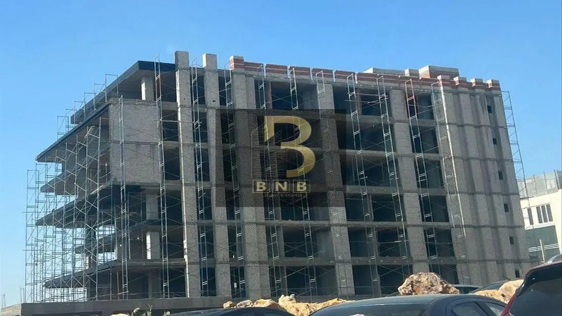 إستلم مقر إداري دور كامل500متر ع التسعين بأميز سعر