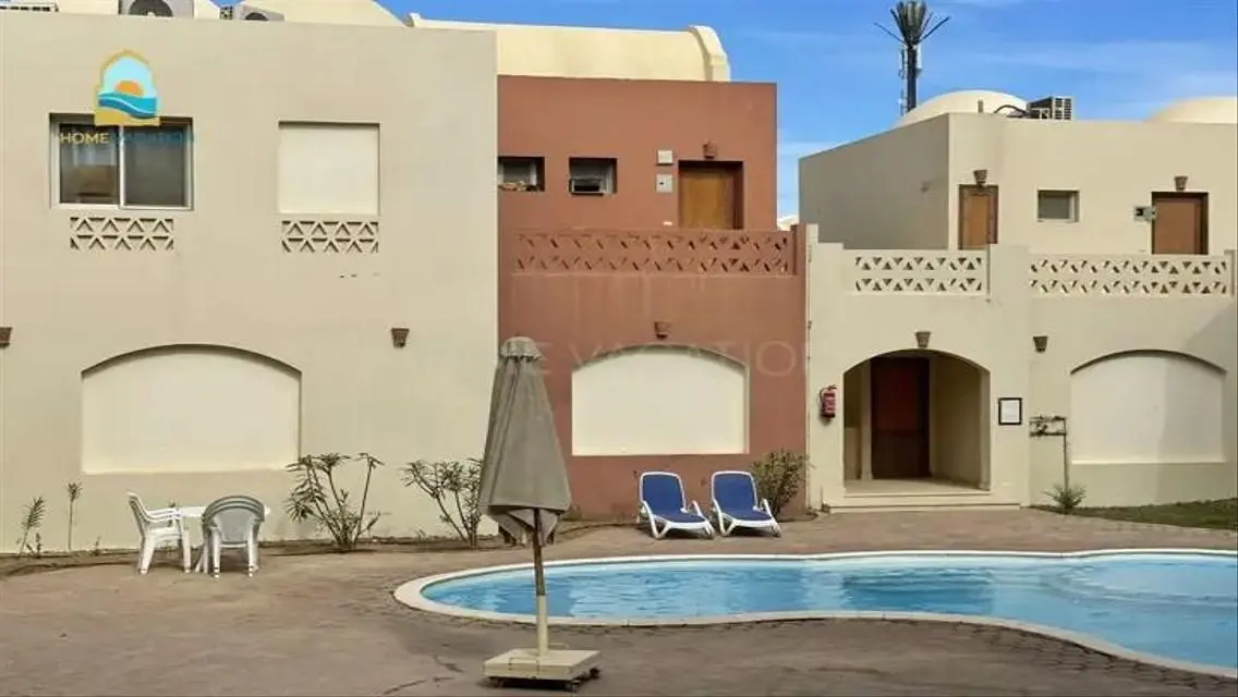 شقة مفروشة بالكامل بغرفة نوم واحدة للبيع في مكادي هايتس، البحر الأحمر