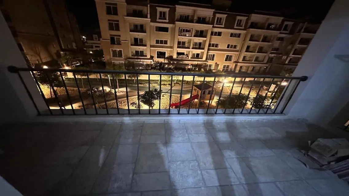 Luxury Apartment with Shared Pool in the Heart of the City
