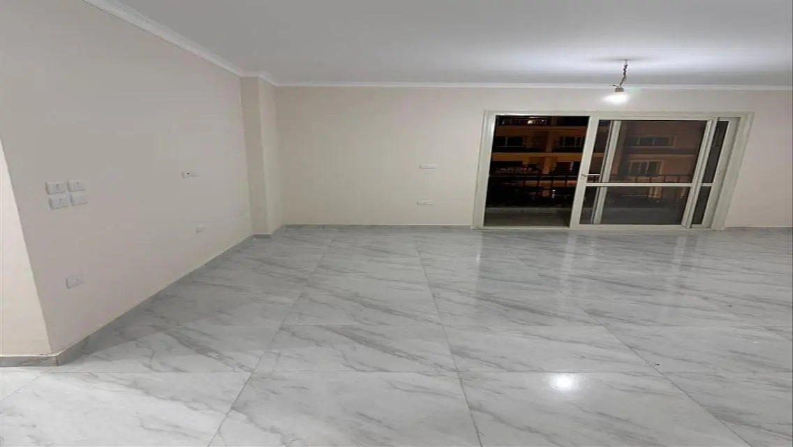 Luxury Apartment with Shared Pool in the Heart of the City