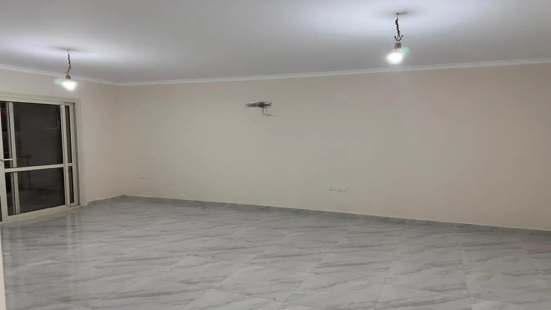 Luxury Apartment with Shared Pool in the Heart of the City