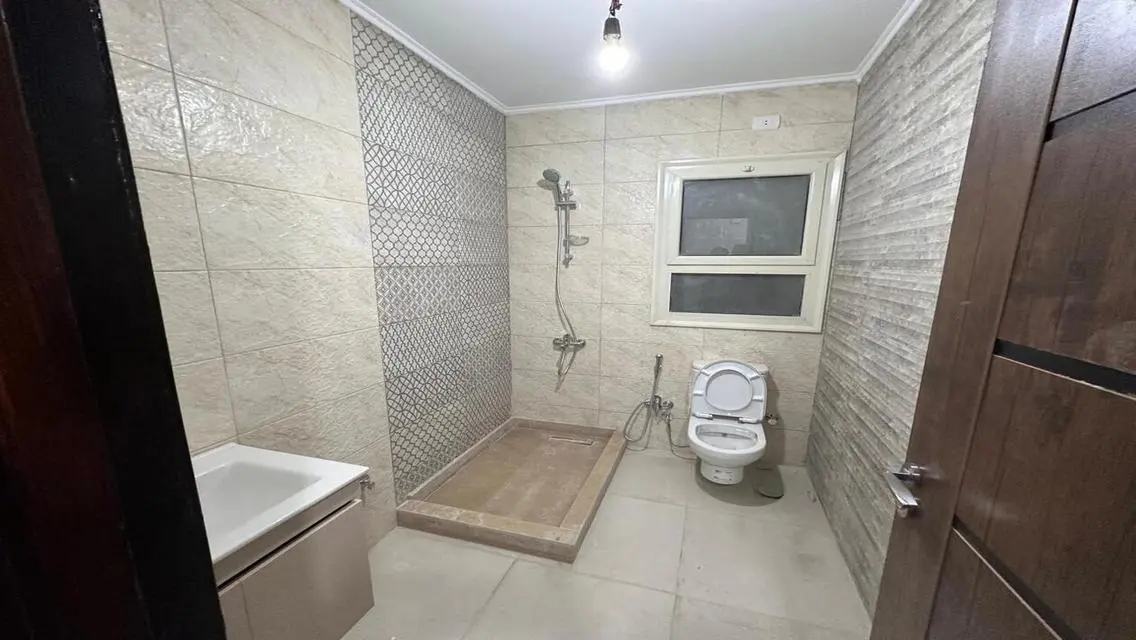 Luxury Apartment with Shared Pool in the Heart of the City