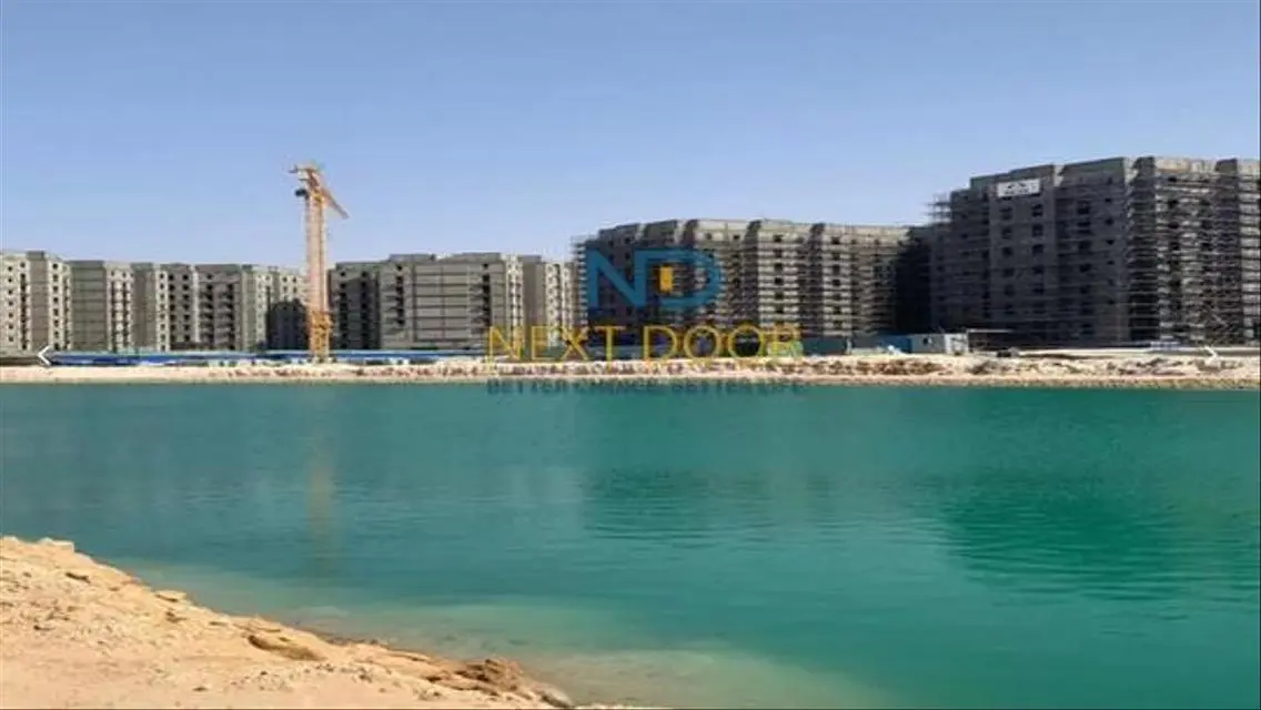 شقة فاخرة مع إطلالة رائعة للبيع