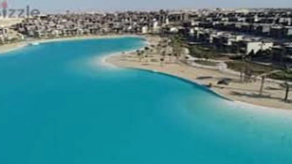 شقة فاخرة للبيع بإطلالة خلابة على البحيرات