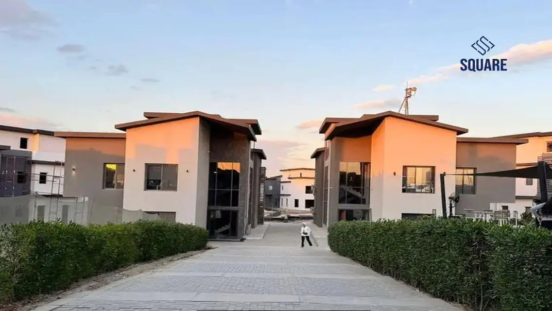 فيلا رائعة للبيع بمساحة واسعة ووسائل راحة فاخرة