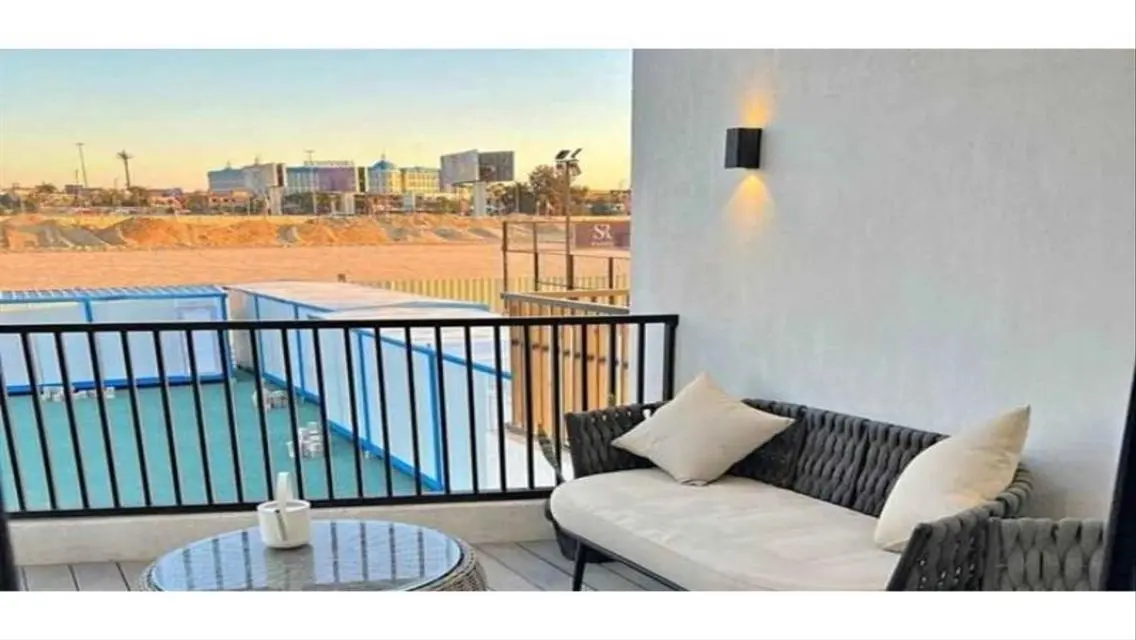 ستوديو للبيع بجوار جاردينيا81م بكمبوند(TAJ CITY)