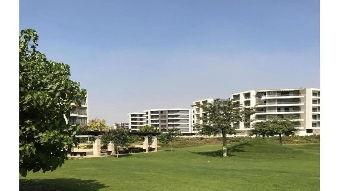 ستوديو للبيع بجوار جاردينيا81م بكمبوند(TAJ CITY)