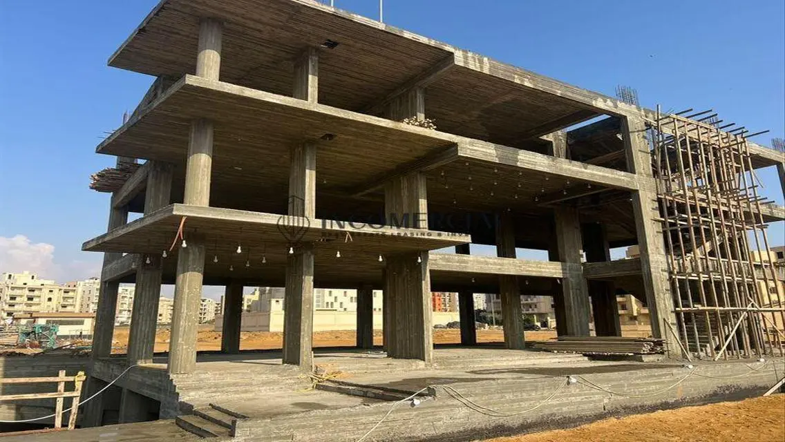 Shop for sale with an area of 94.5 sqm