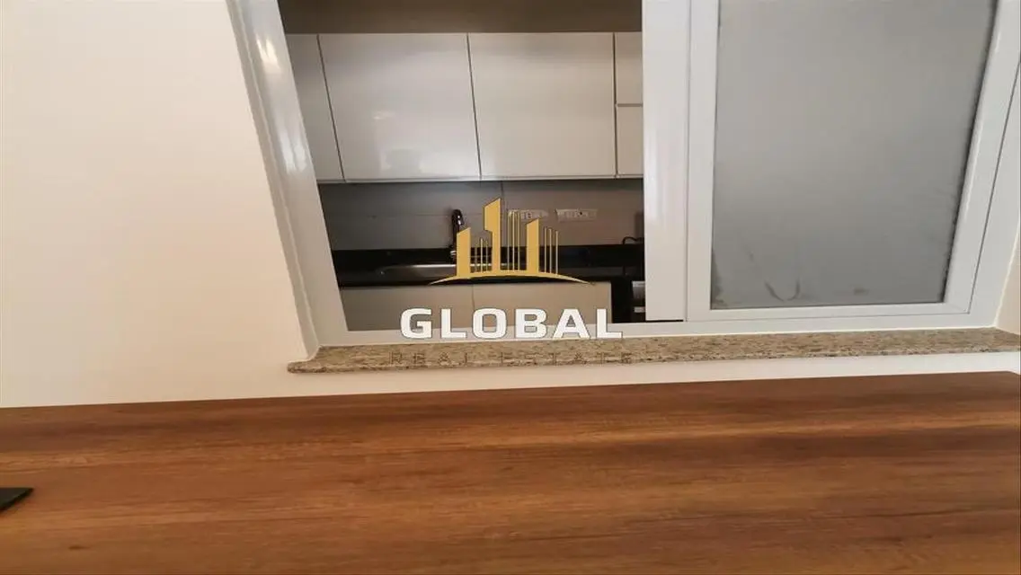 Luxury Apartment in Hyde Park - Price 35000