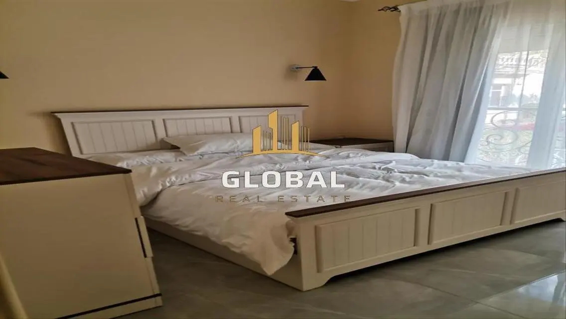 Luxury Apartment in Hyde Park - Price 35000