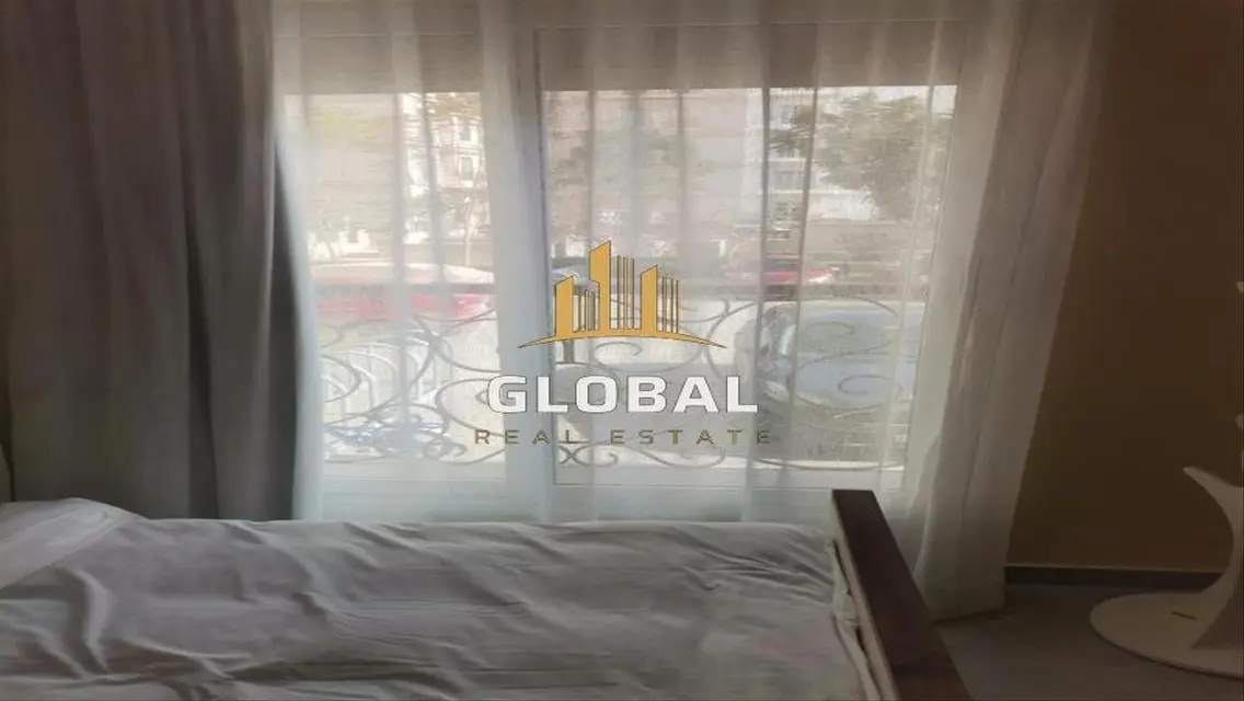 Luxury Apartment in Hyde Park - Price 35000