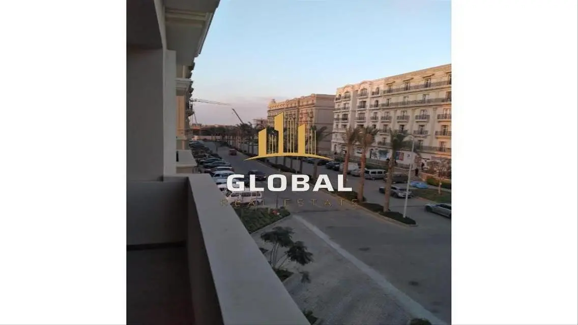 Luxury Apartment in Hyde Park - Price 35000