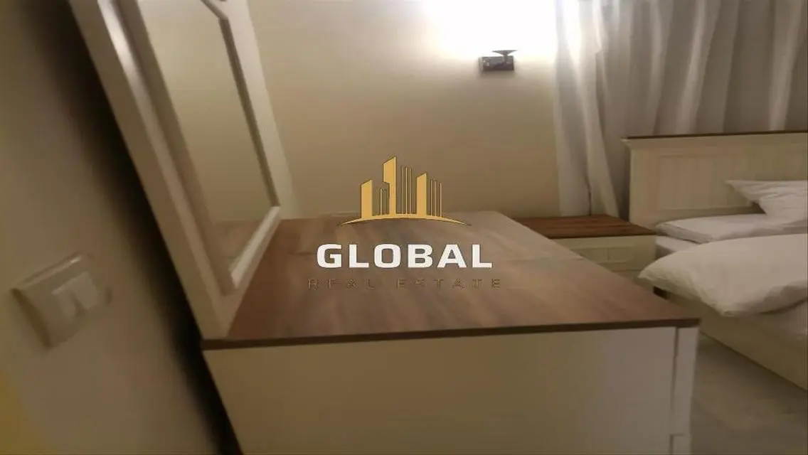 Luxury Apartment in Hyde Park - Price 35000
