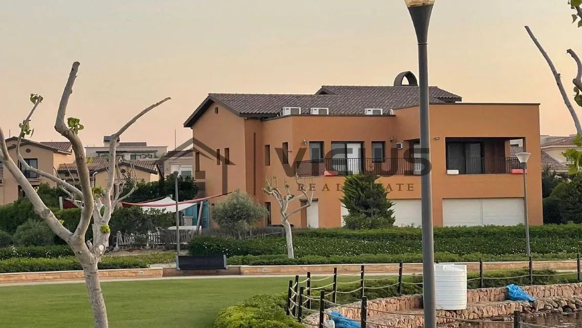 Own your villa with privet pool in Marassi