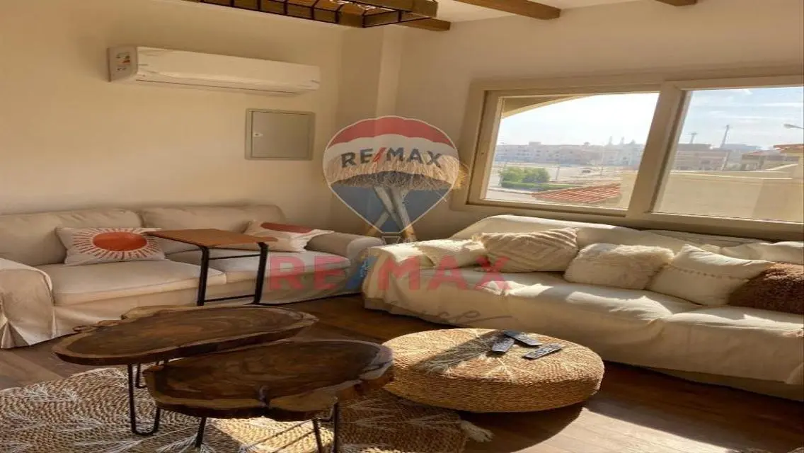 Astonishing Twin House Patio 5 East for Sale