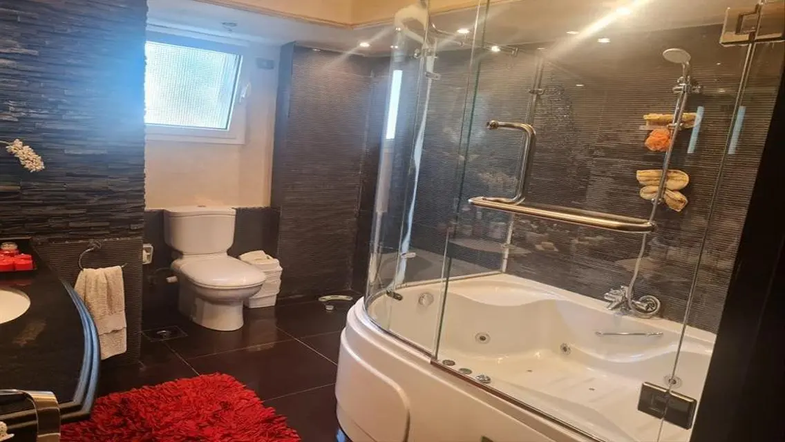 Resale villa 450m fully finished and ready to move