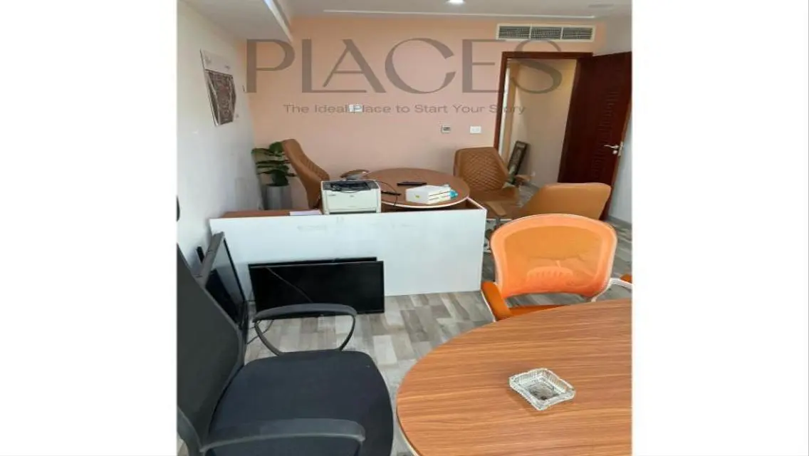 Admin headquarters for rent 60 meters in Trivium
