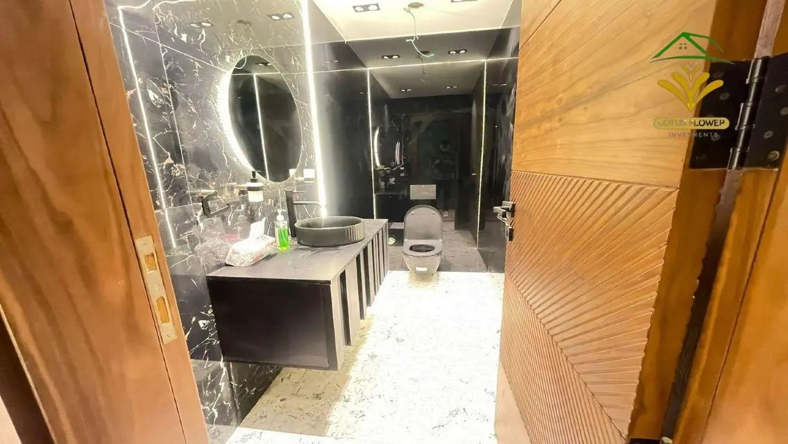 شقة فاخرة للبيع بمساحة 163 متر