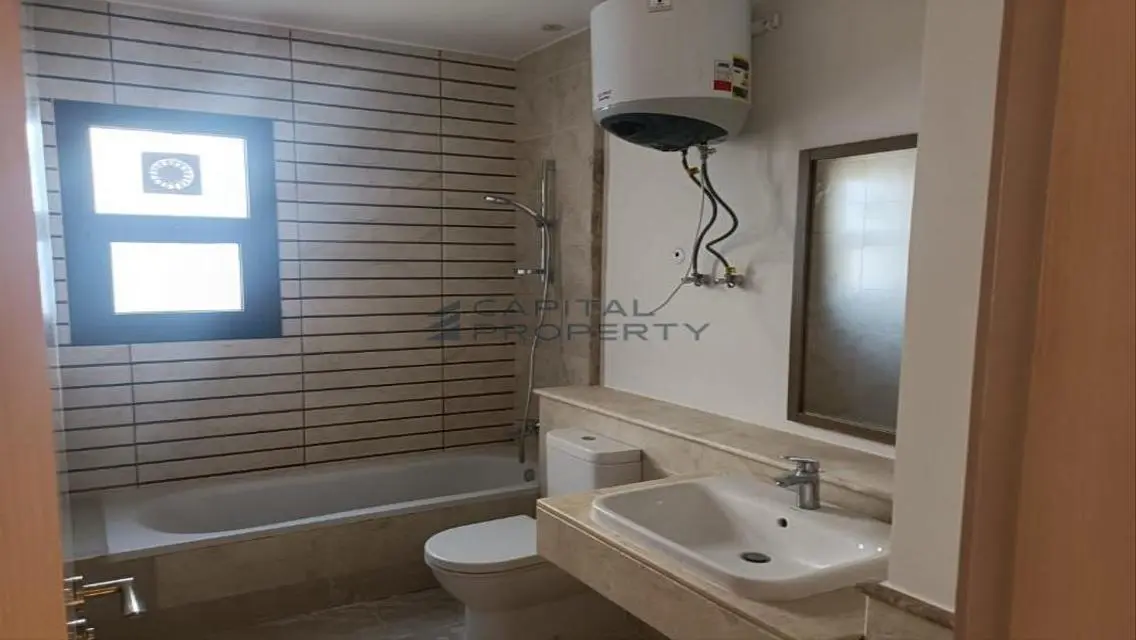 Apart 237m for rent in semi furnish prime location