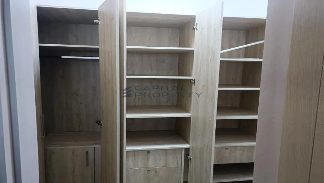 Apart 237m for rent in semi furnish prime location