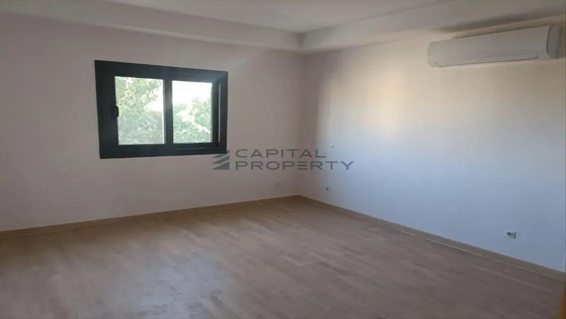 Apart 237m for rent in semi furnish prime location