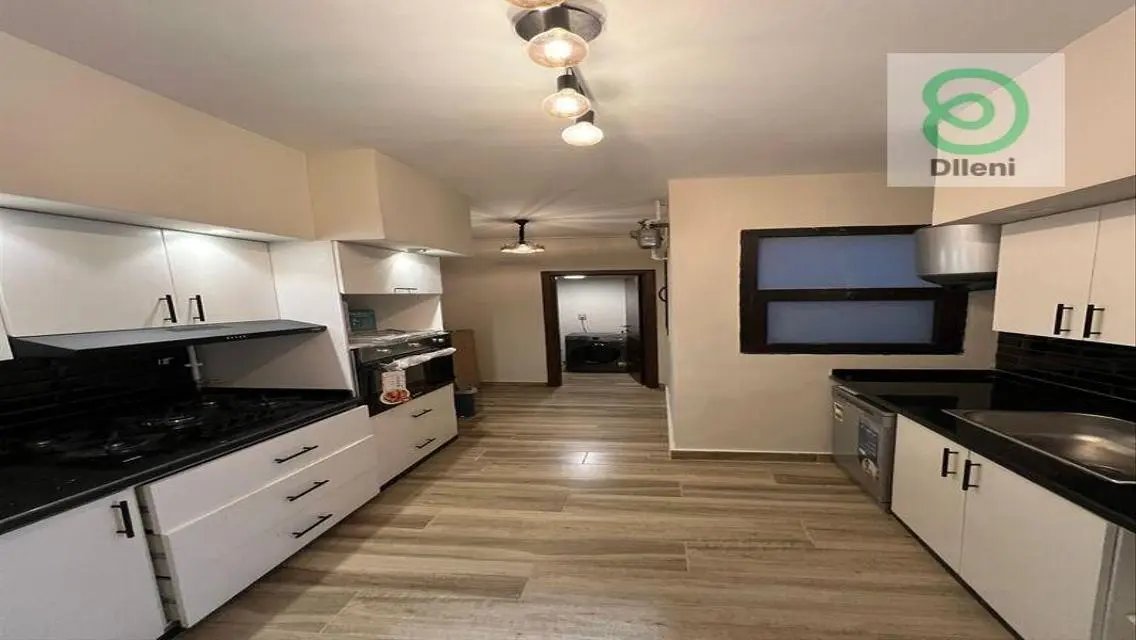 Apartment fully furnished prime location first Use