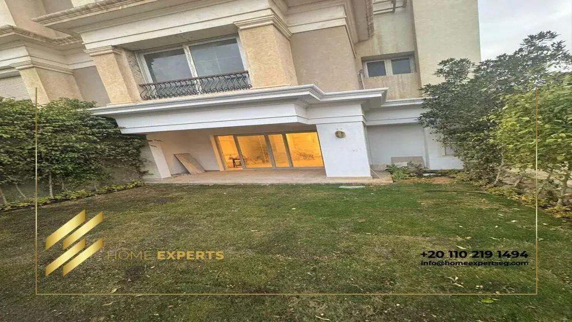 شقة فاخرة مع شرفة ومسبح مشترك للبيع
