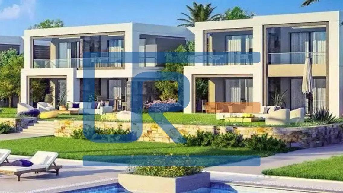شاليه للبيع في لافيستا راس الحكمة يطل على البحر