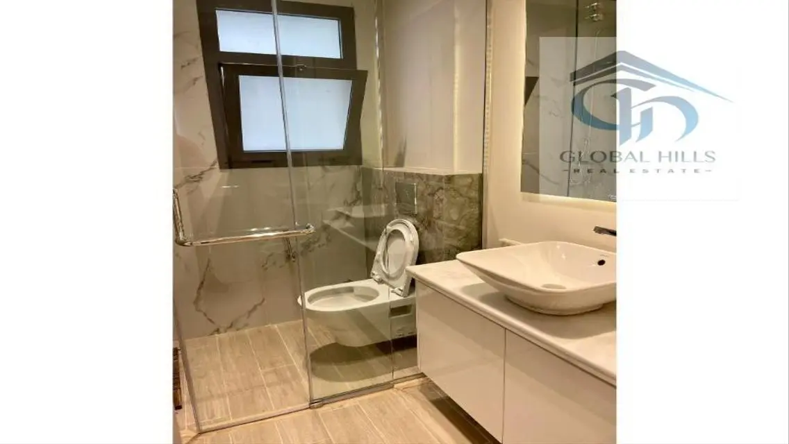 Apartment for rent in eastown fully furnished