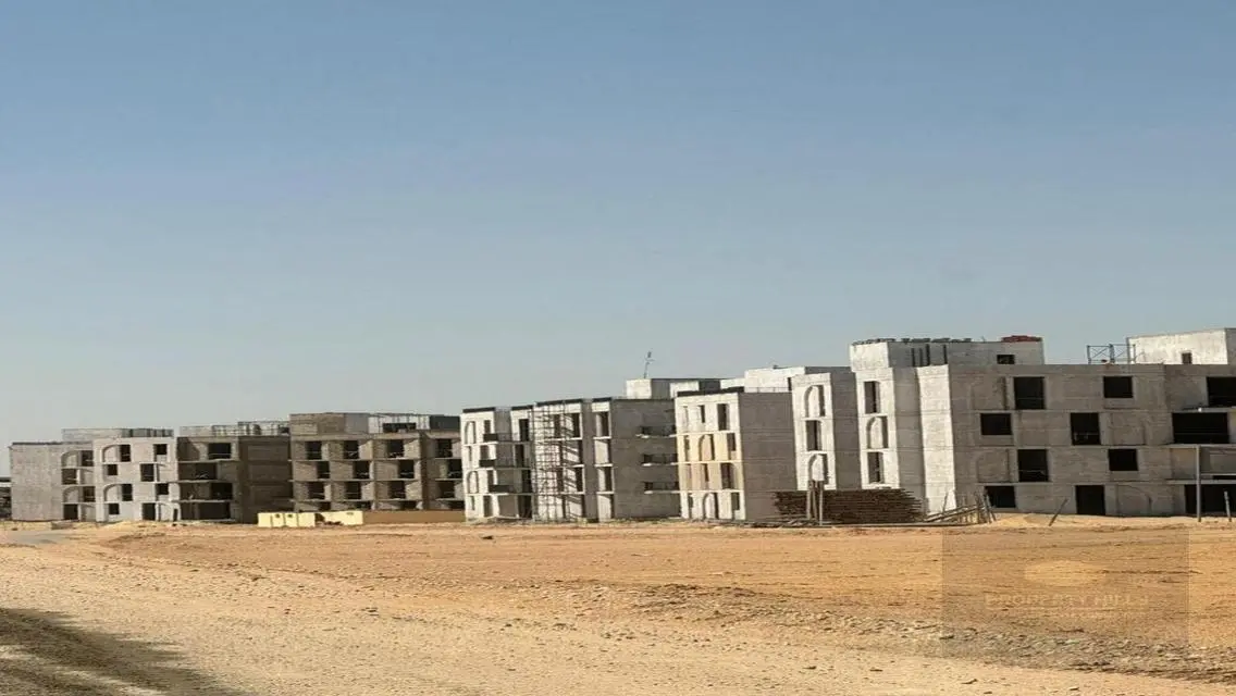 شقه ارضي بجاردن متشطبه بالشيخ زايد بمقدم مليون