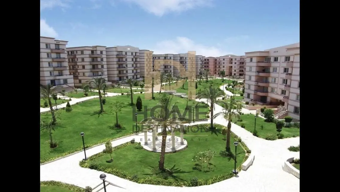 شقة فاخرة للبيع في سكاي بلازا مول