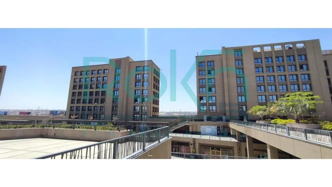 Modern Office with Premium Amenities in a Prime Location