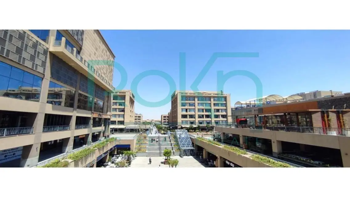 Modern Office with Premium Amenities in a Prime Location
