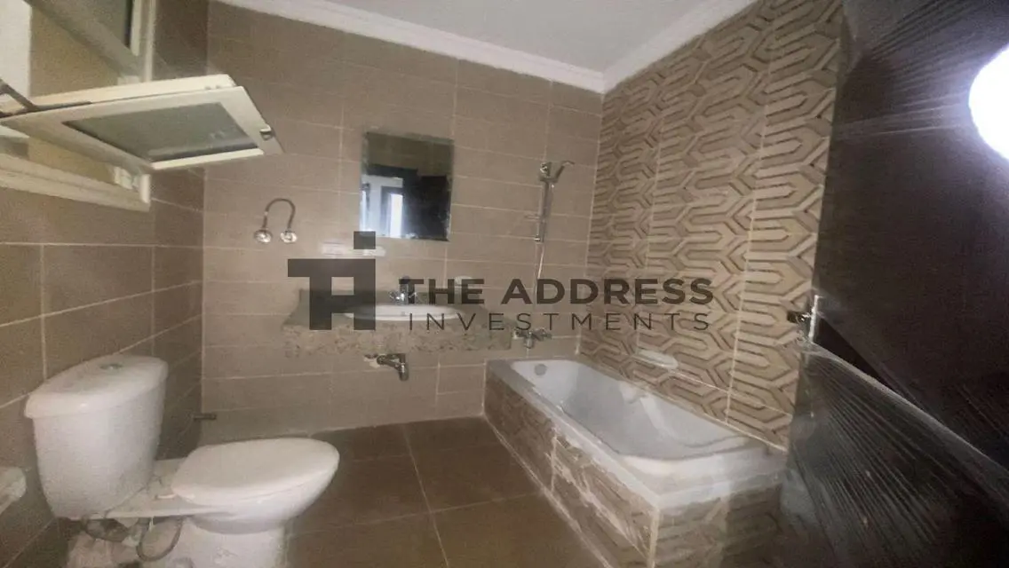 The cheapest duplex for sale in a good, finished