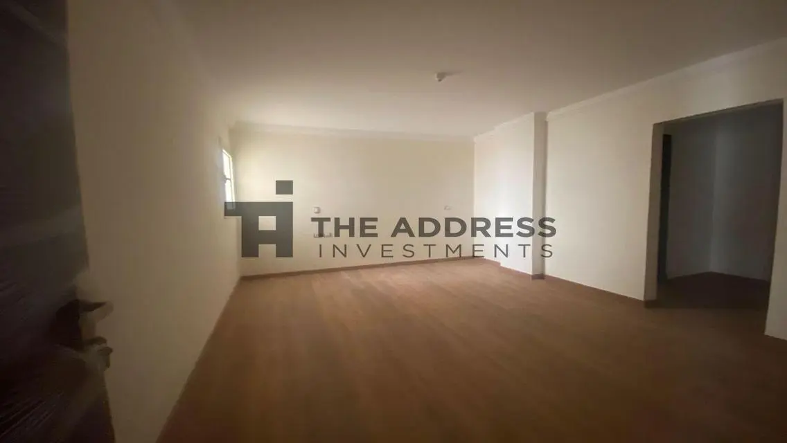 The cheapest duplex for sale in a good, finished