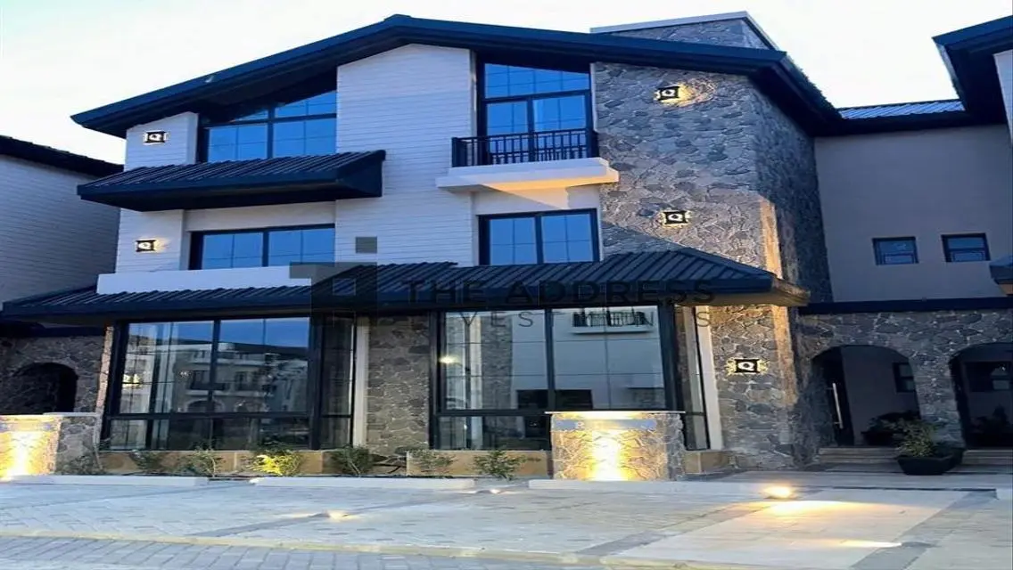 Townhouse for sale prime location finished with AC