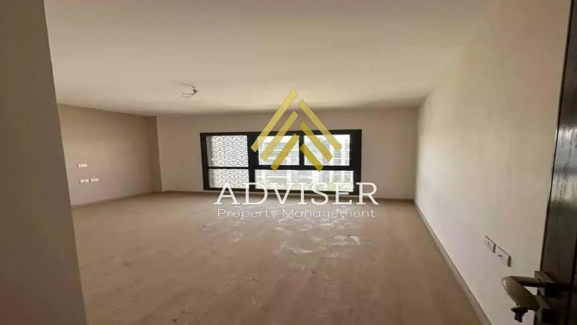 Ready To Move Finished APT In 90Th Street