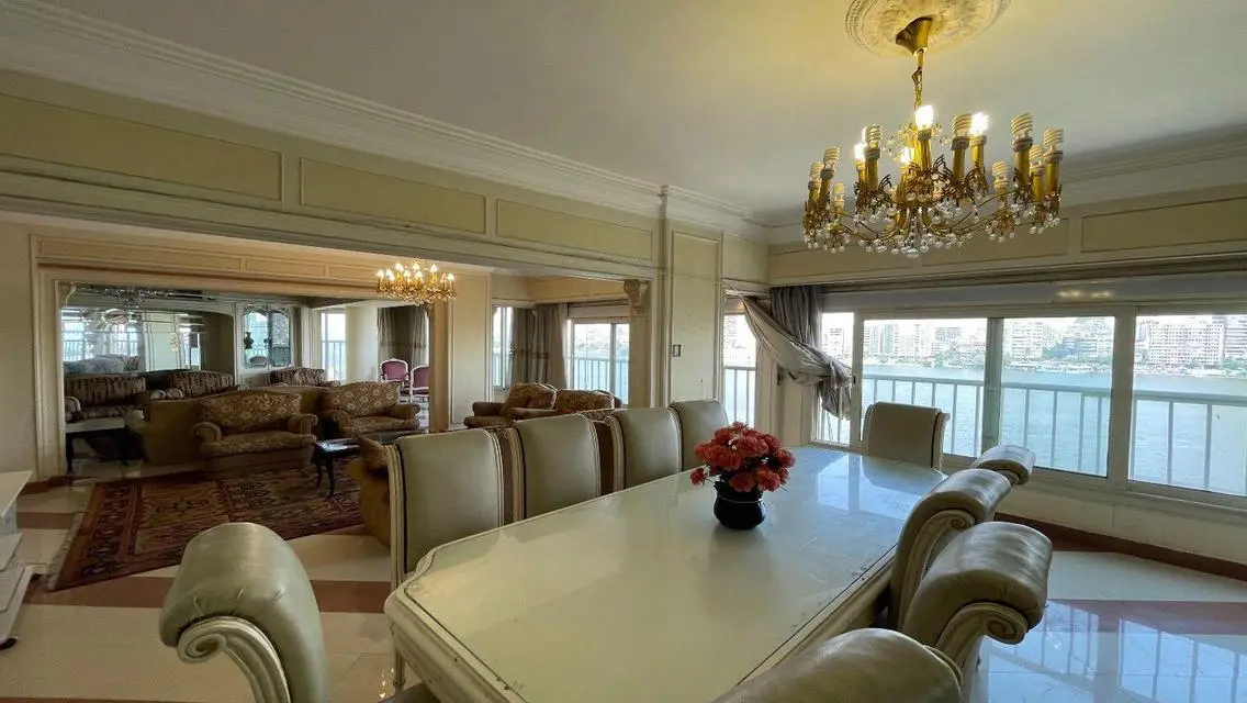 For sale apartment on the Nile