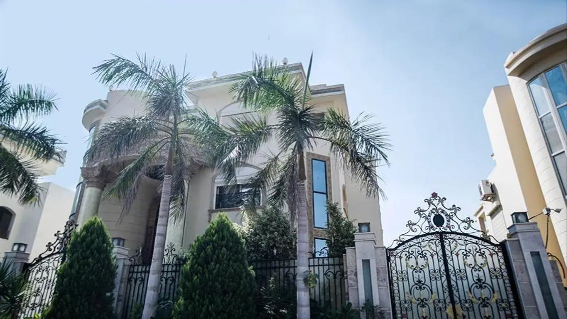 فيلا استلام فورى بكمبوند جولدن هايتس - امام الرحاب