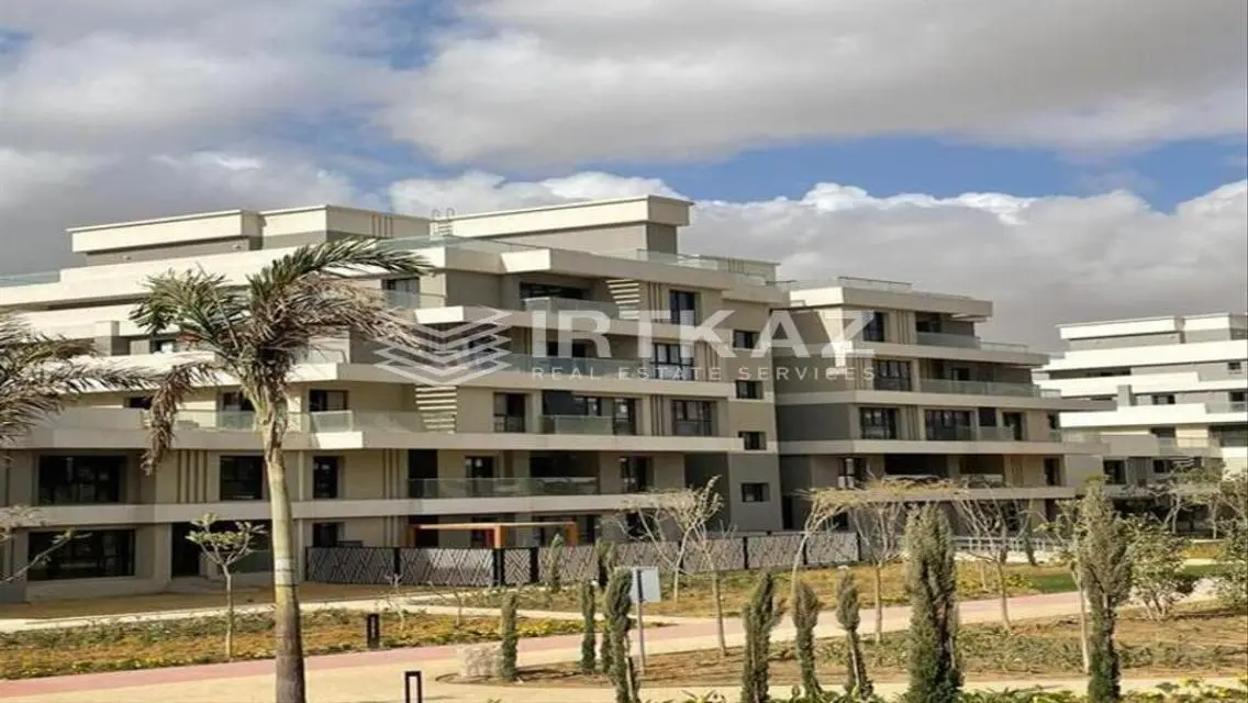 Resale APT Ready to move lowest price -Villette