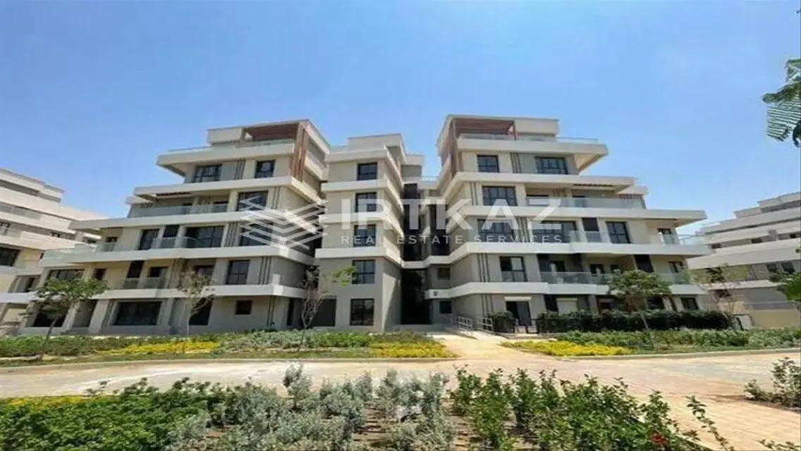 Resale APT Ready to move lowest price -Villette