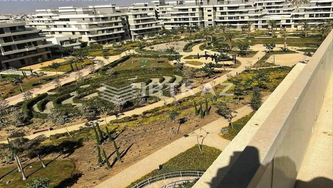 Resale APT Ready to move lowest price -Villette